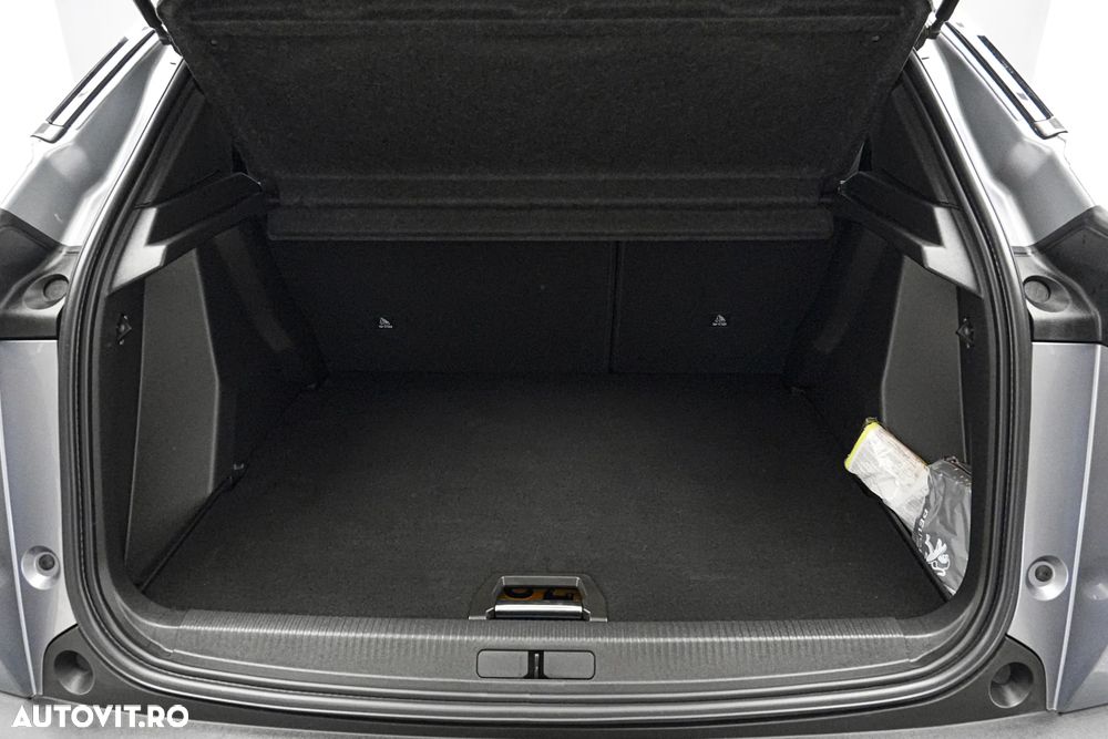 Peugeot 2008 1.2L PureTech 130 S&S EAT8 Allure - 23