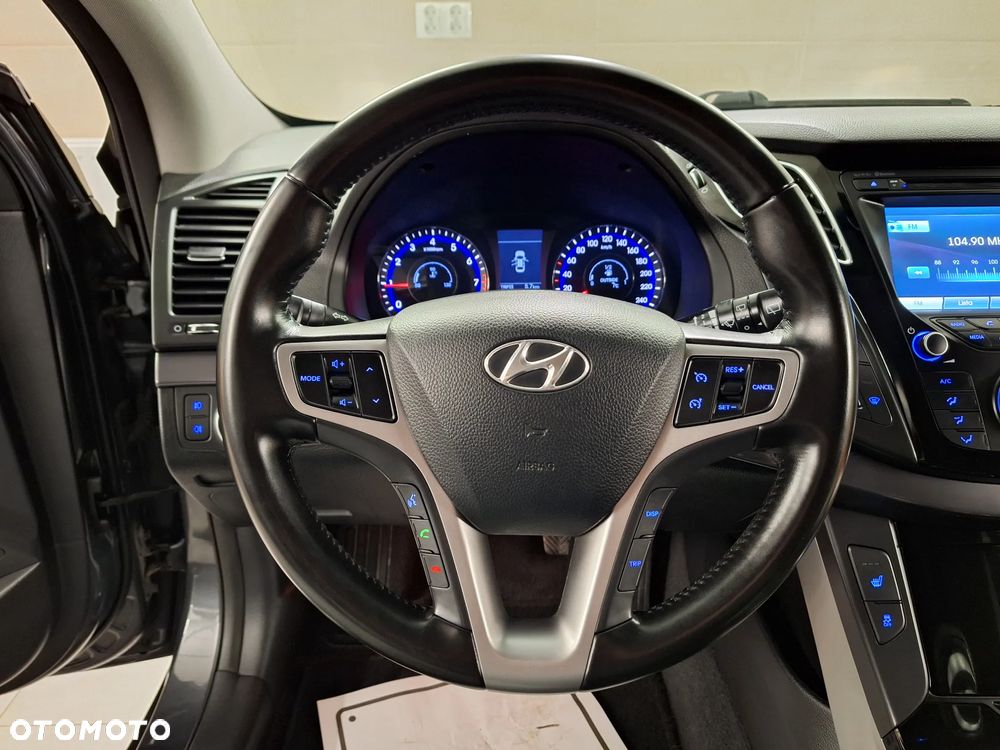 Hyundai i40 i40cw 1.6 Fifa World Cup Edition - 30