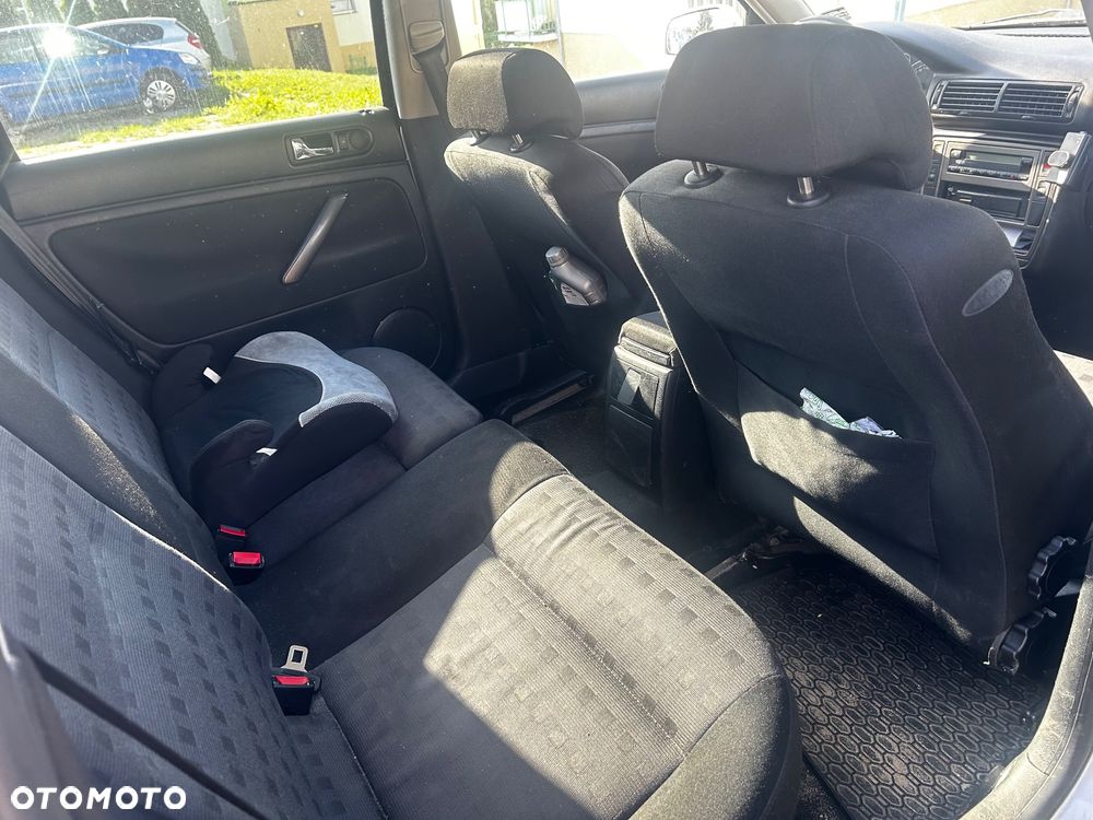 Volkswagen Passat 1.9 TDI - 9