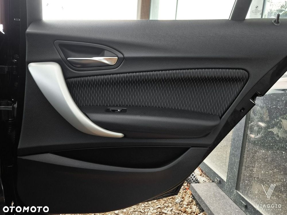 BMW Seria 1 118i Advantage - 22