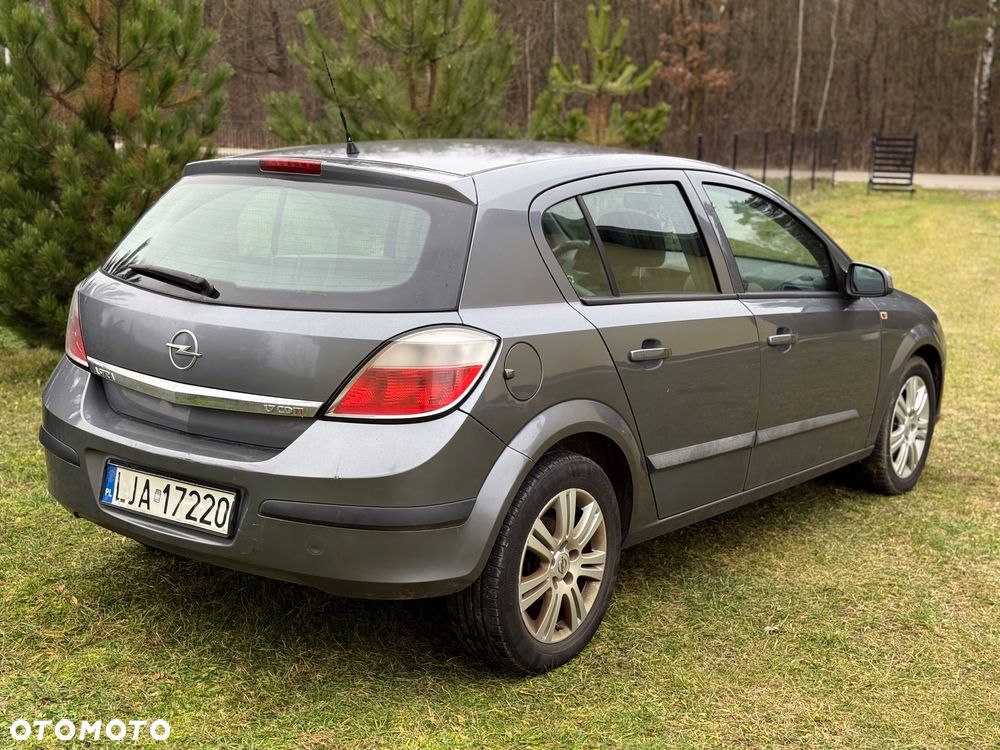 Opel Astra 1.7 CDTI Cosmo - 5