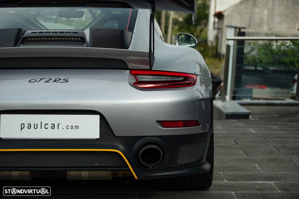 Porsche 911 (991) GT2 RS - 5