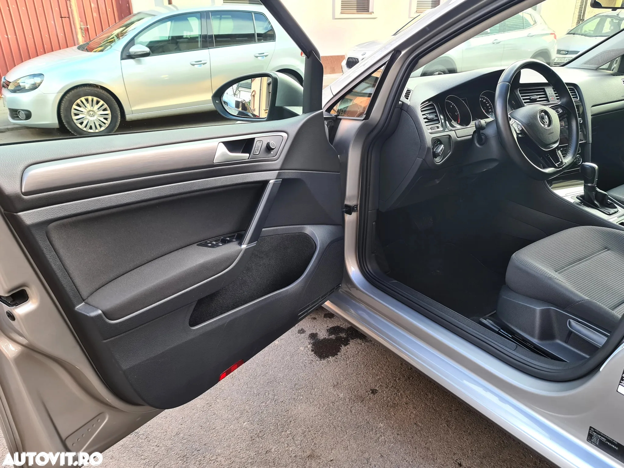 Volkswagen Golf 1.6 TDI (BlueMotion Technology) DSG Comfortline - 15