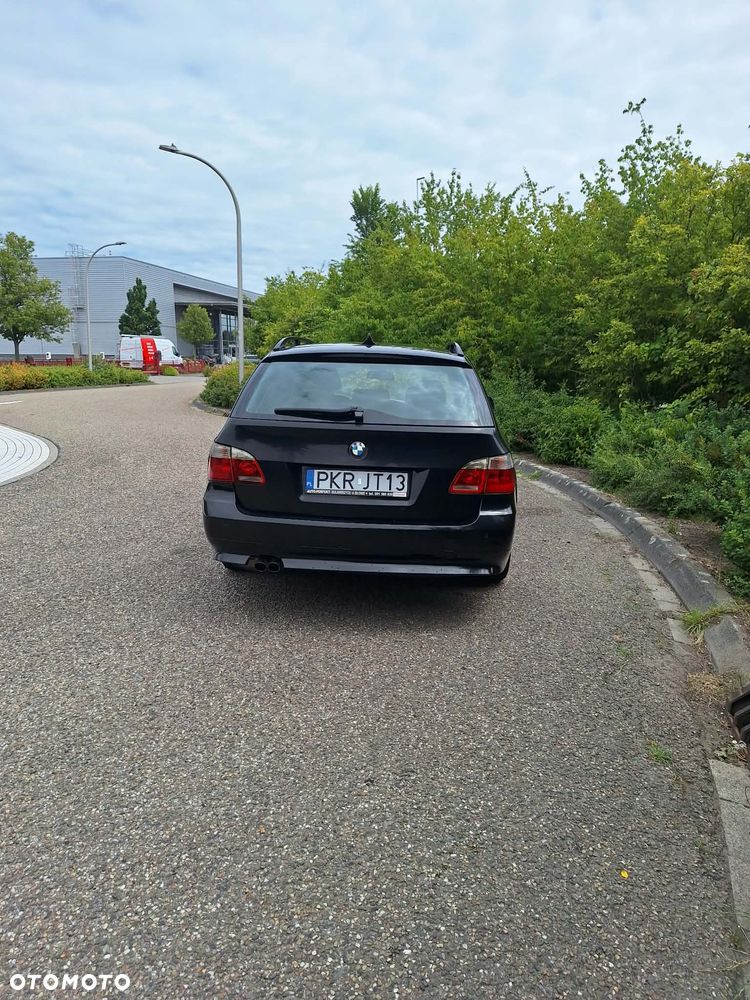 BMW Seria 5 525d - 6