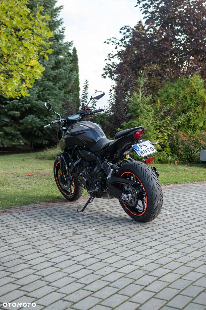 Yamaha MT - 5