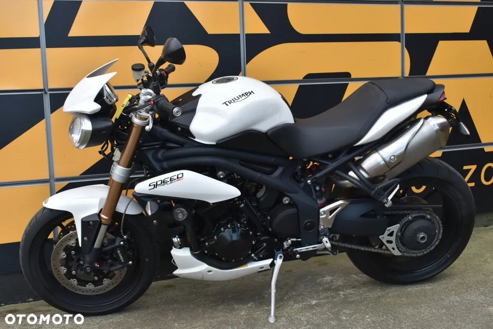 Triumph Speed Triple - 8