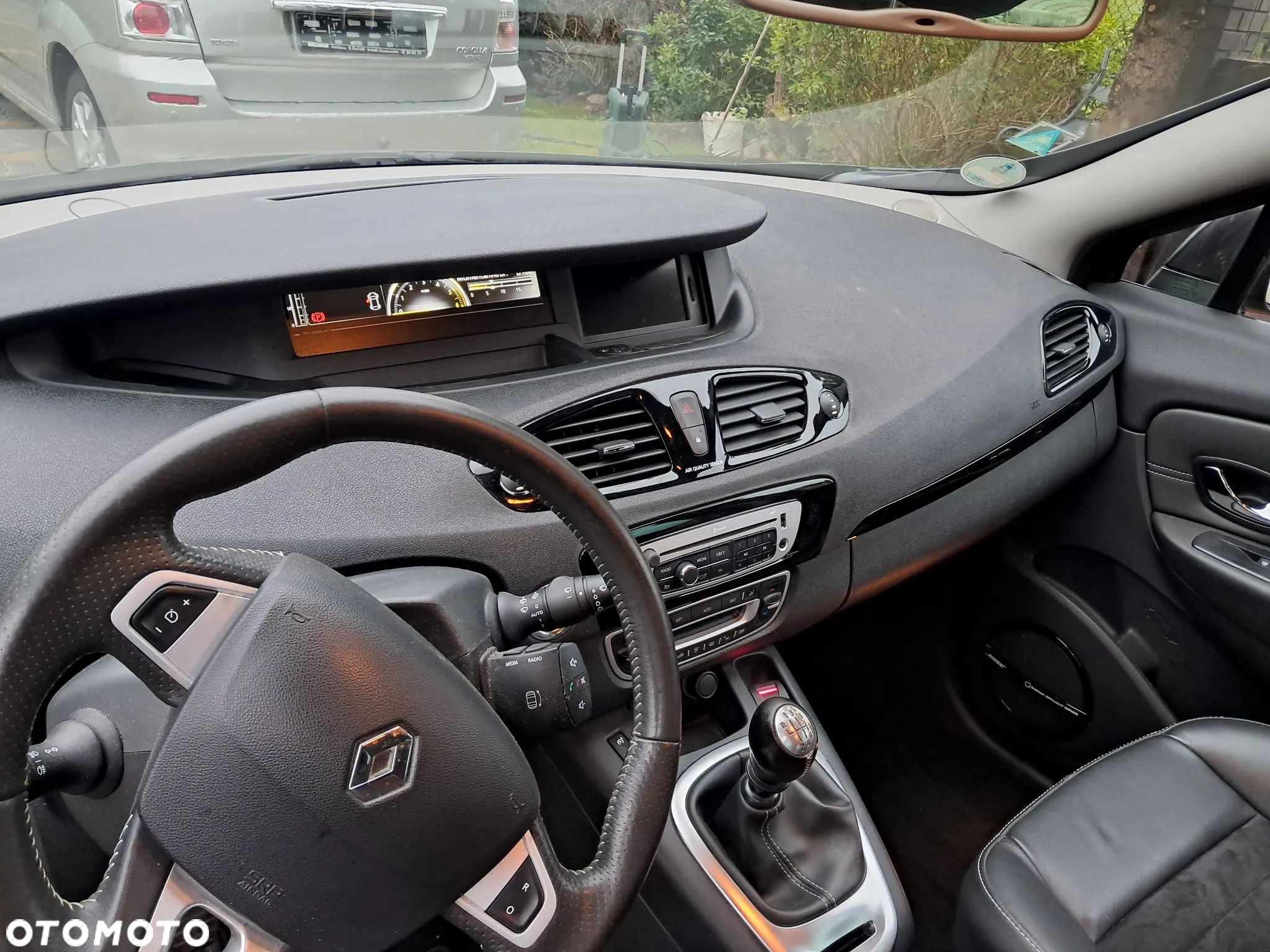Renault Scenic 1.6 dCi Energy Bose Edition S&S - 14