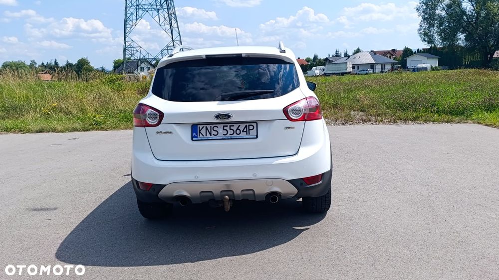 Ford Kuga 2.0 TDCi 2x4 Titanium - 6