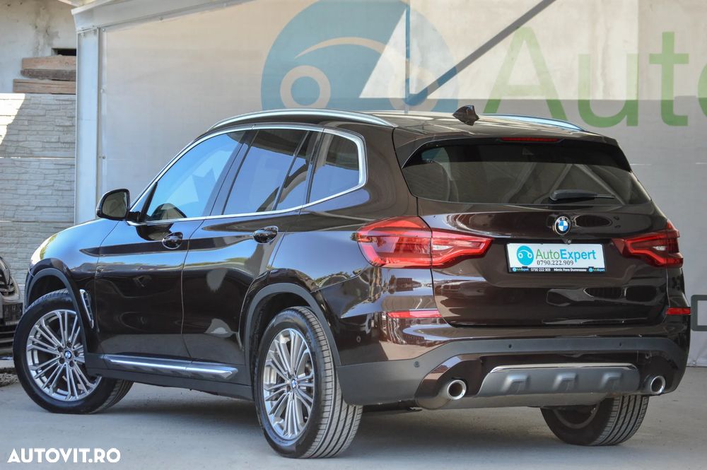 BMW X3 xDrive20i AT Luxury Line - 35