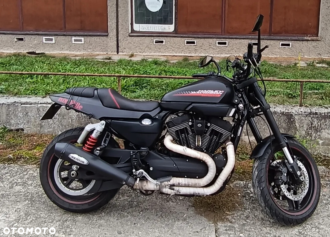 Harley-Davidson Sportster - 2