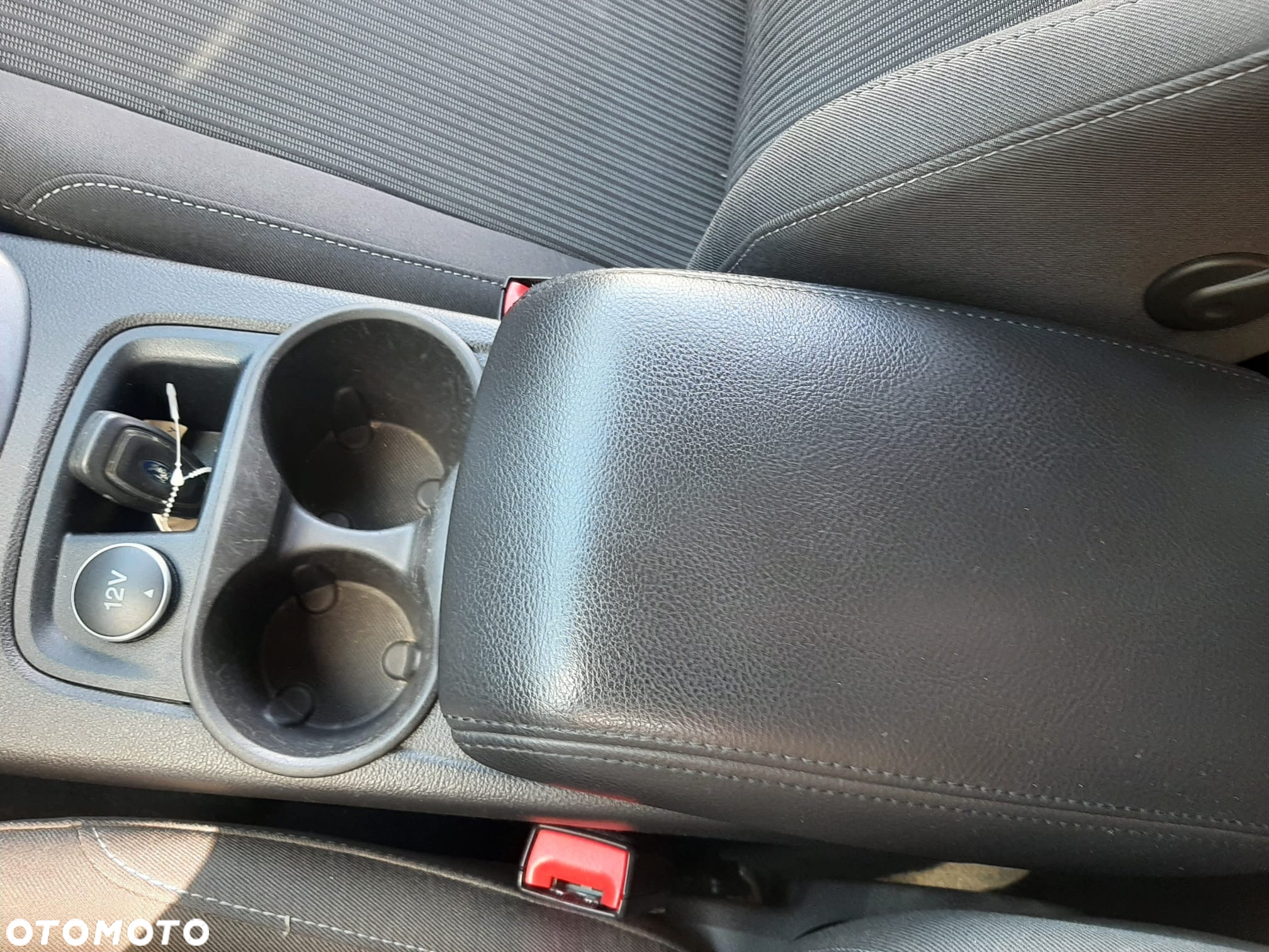Ford Focus 1.0 EcoBoost Start-Stopp-System TITANIUM X - 31