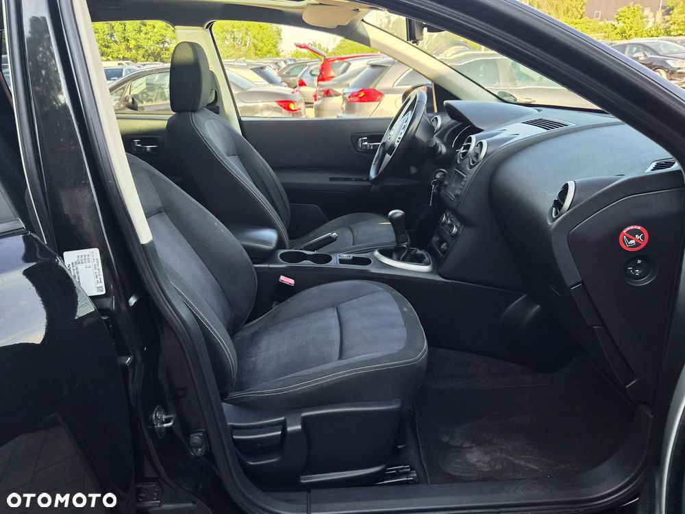 Nissan Qashqai+2 - 28