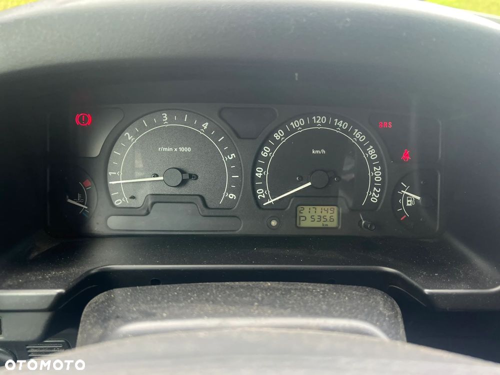 Land Rover Discovery - 16