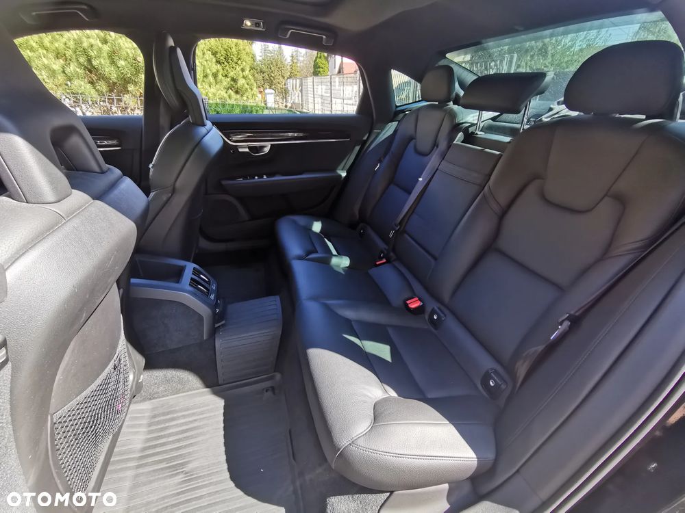 Volvo S90 T5 Momentum - 26