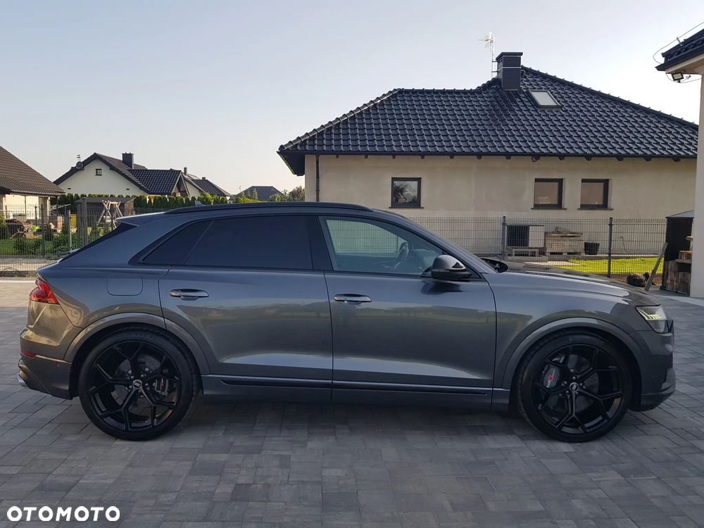 Audi SQ8 - 9