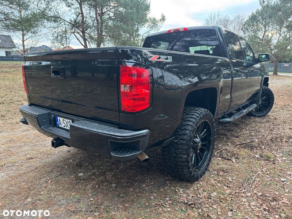 Chevrolet Silverado - 12