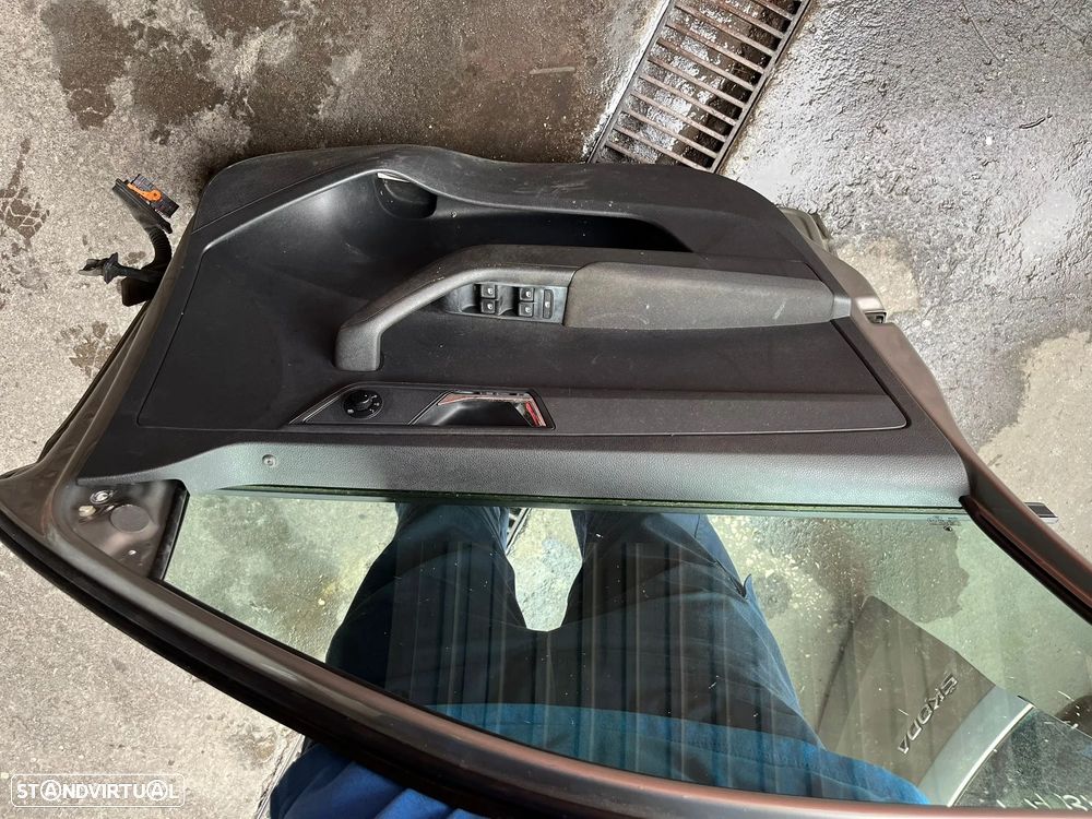 Skoda Fabia III - PORTA FRENTE ESQUERDA - PF673 - 4