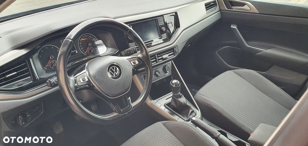 Volkswagen Polo - 12