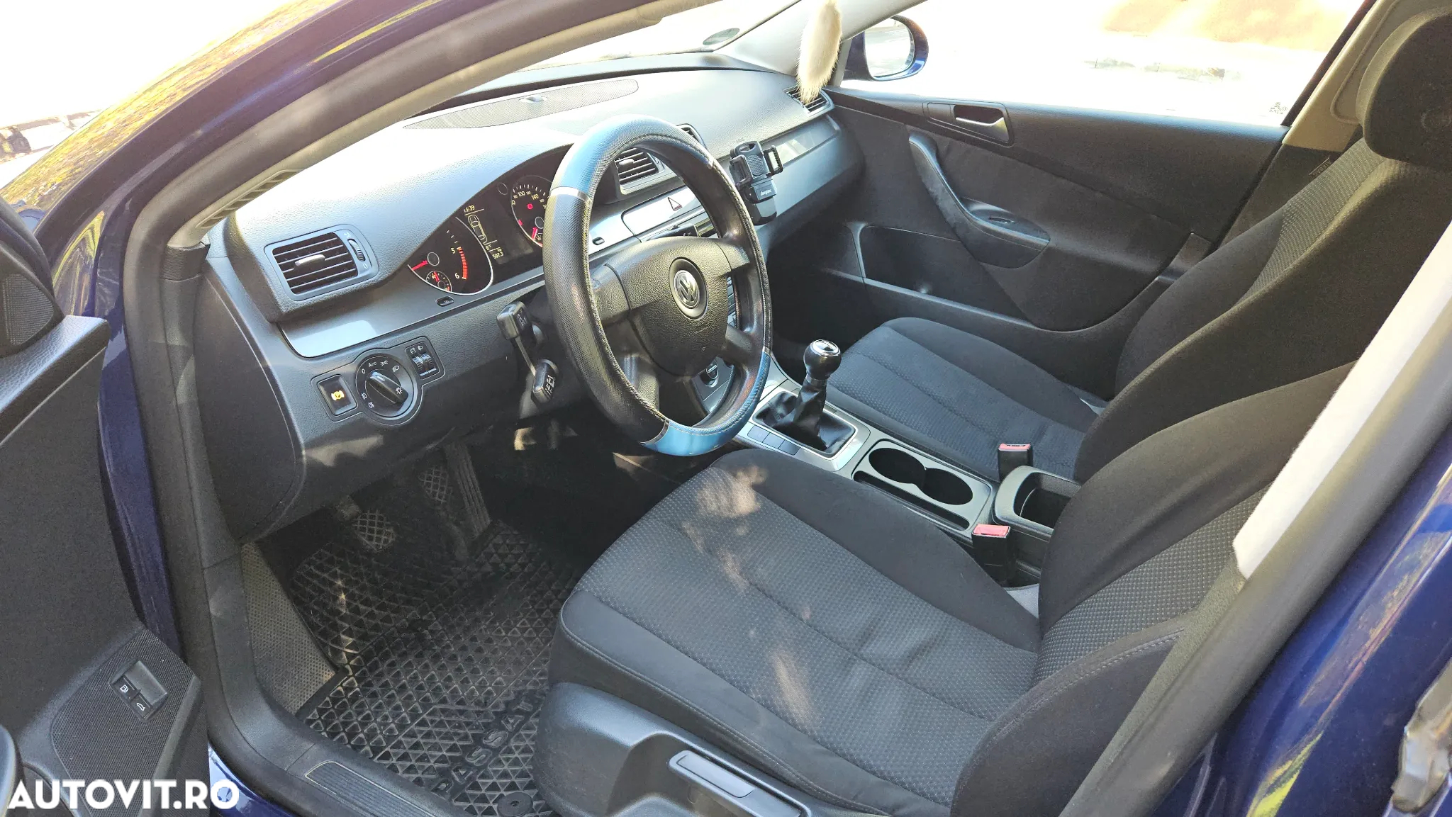 Volkswagen Passat - 5