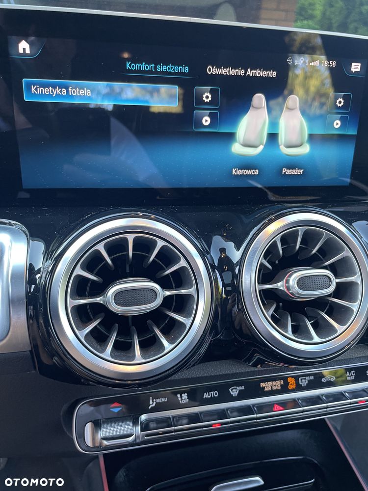 Mercedes-Benz GLB 200 d 4-Matic Progressive 8G-DCT - 35