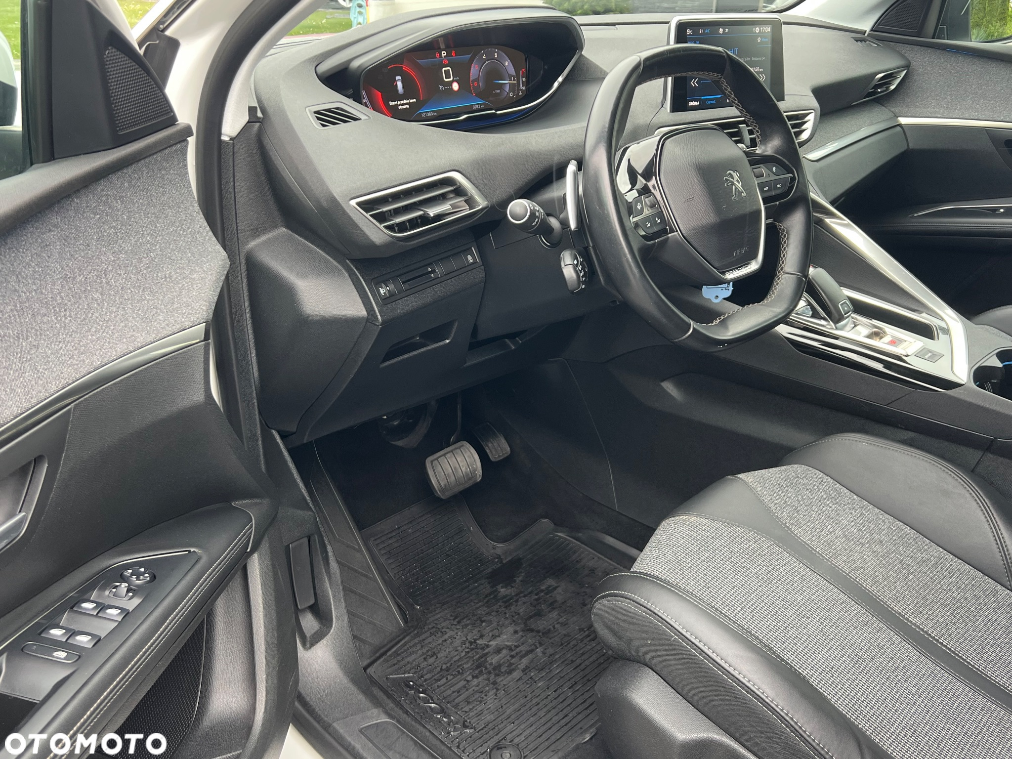 Peugeot 5008 1.5 BlueHDi Allure S&S EAT8 - 23