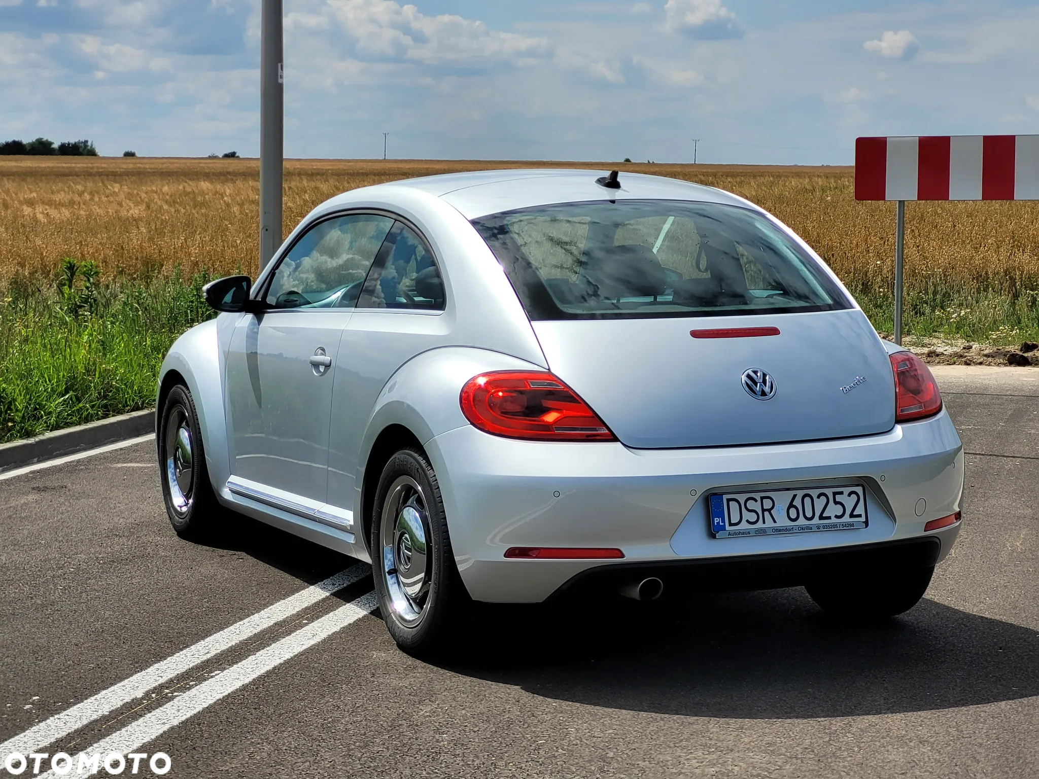 Volkswagen Beetle 1.6 TDI Design - 4