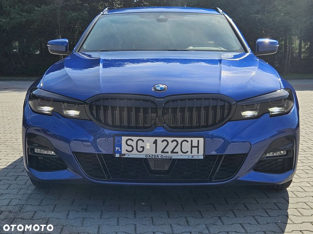 BMW Seria 3 320d xDrive M Sport - 9