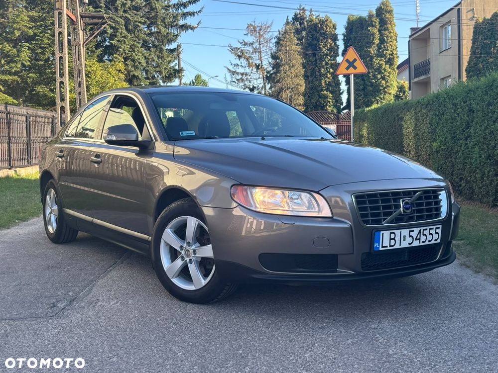 Volvo S80 2.0 Momentum - 1