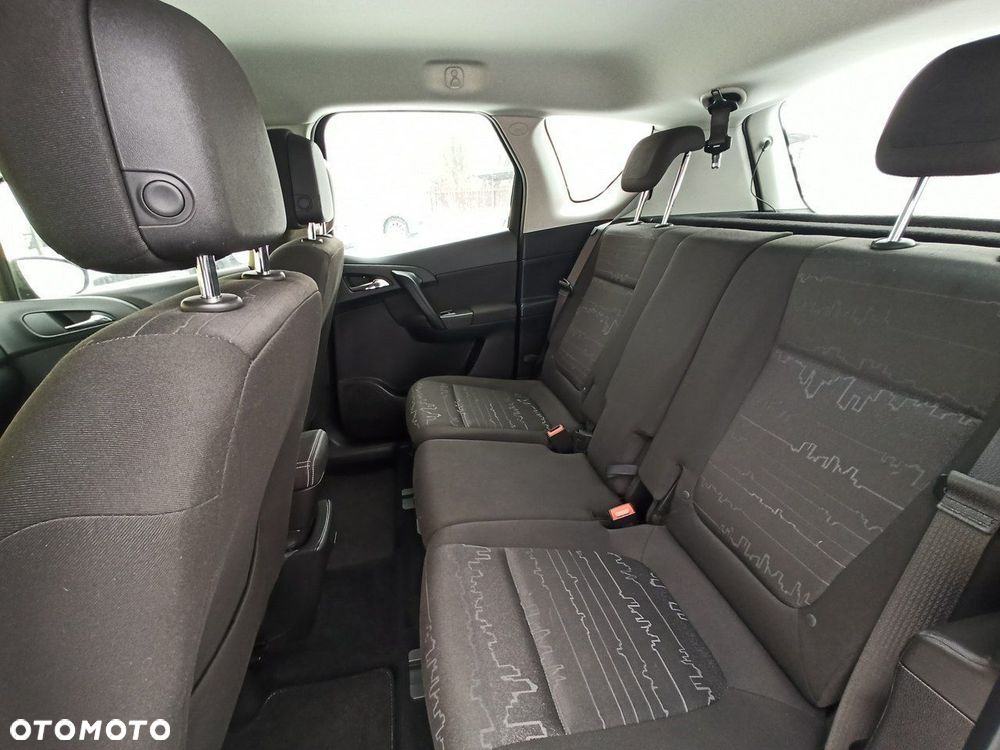 Opel Meriva - 8