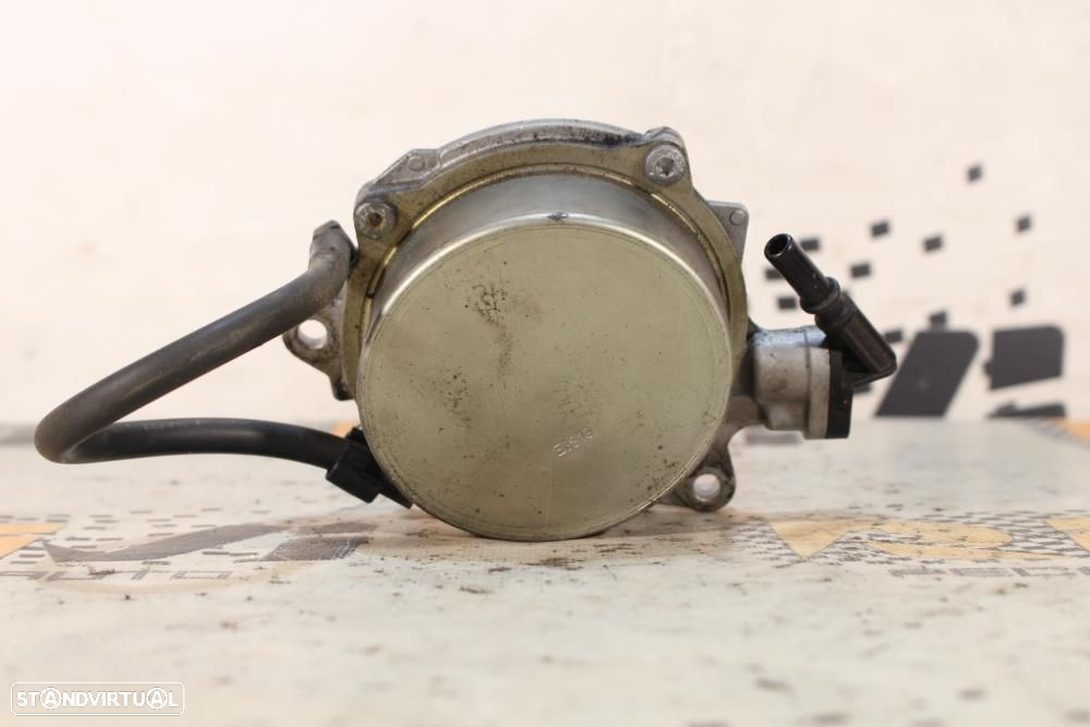 Depressor Bmw 1 (F20)  7625260 / N13 N13b16a / Bomba De Travões / Vacu - 3