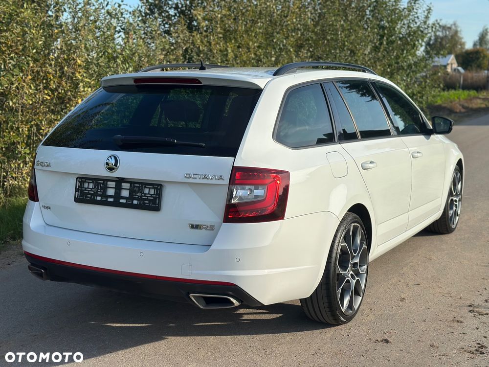 Skoda Octavia 2.0 TDI 4x4 RS Challenge DSG - 27