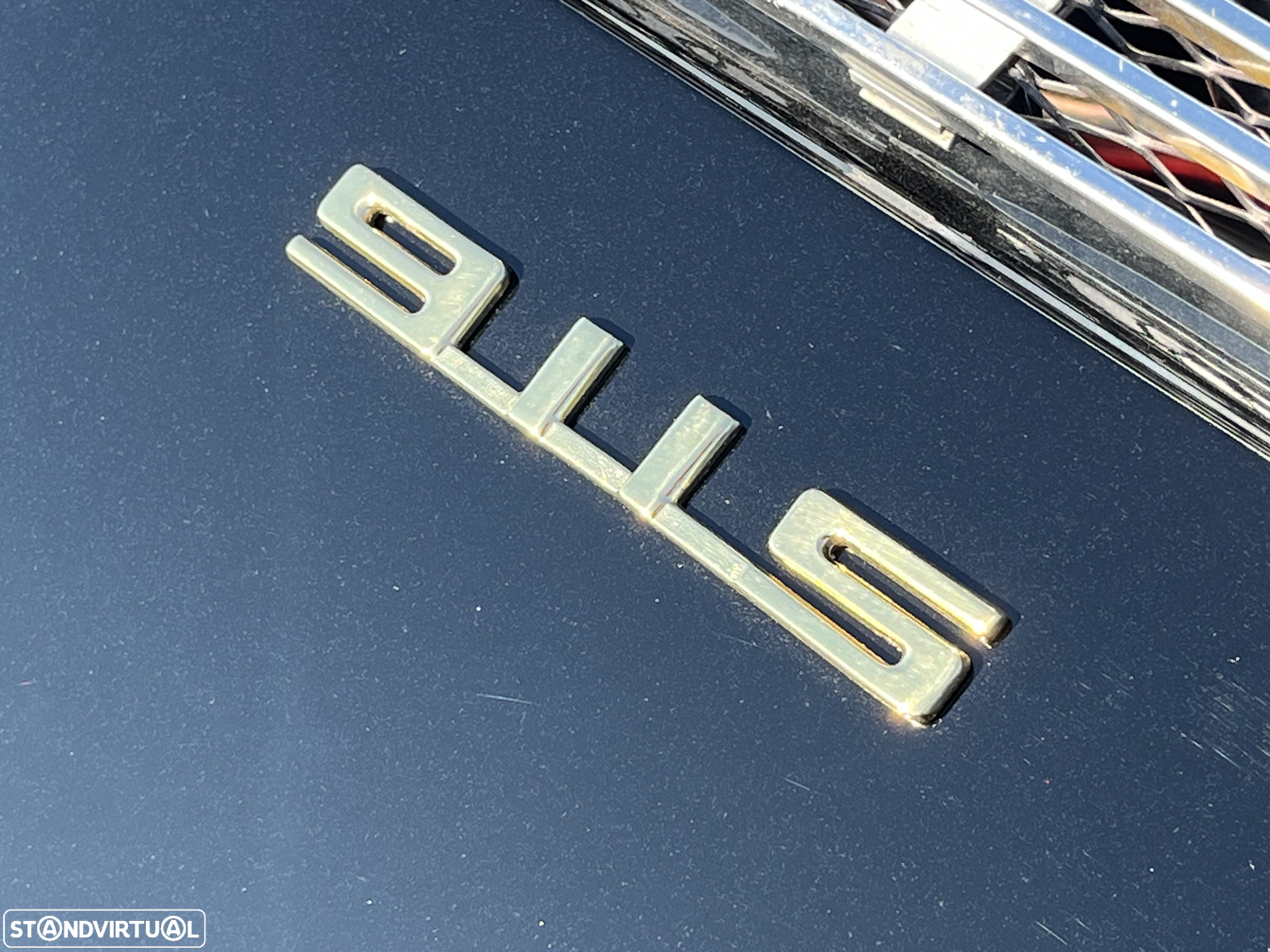 Porsche 911 Série F - 23