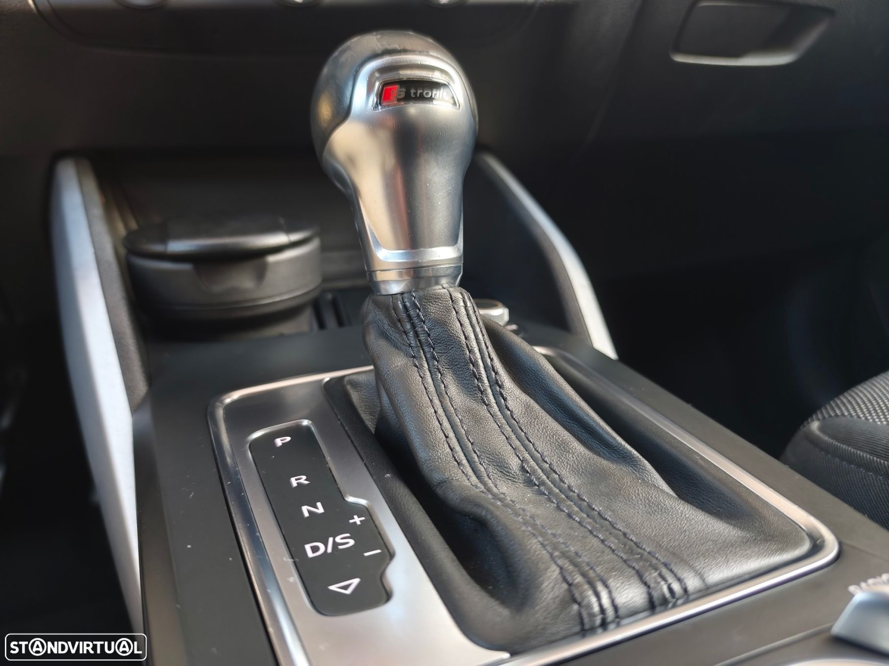 Audi Q2 1.0 TFSI Design S tronic - 8