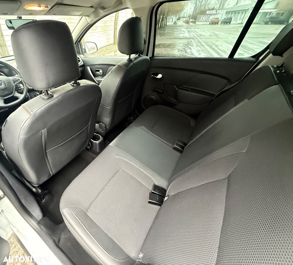 Dacia Sandero Stepway TCe 90 Prestige - 12