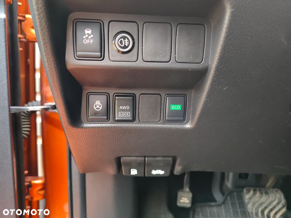 Nissan Qashqai 2.0 4 x 4 CVT tekna - 12