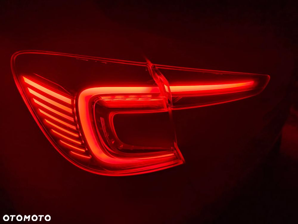 Renault Captur 1.0 TCe Techno - 10