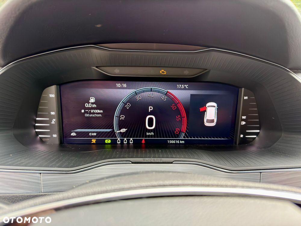 Skoda Superb 2.0 TDI SCR Ambition DSG - 35