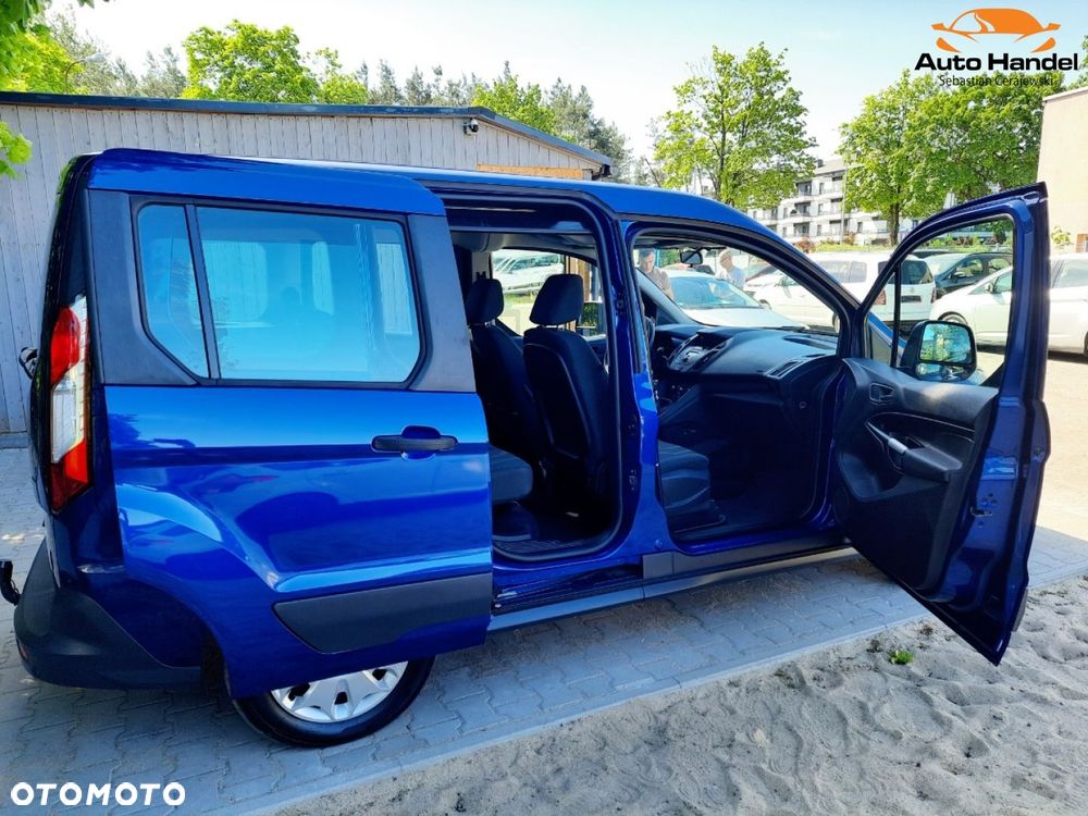 Ford Tourneo Connect - 41