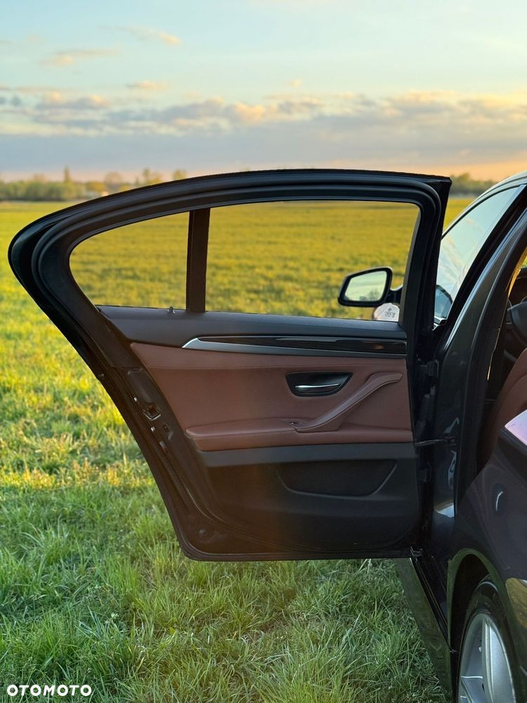 BMW Seria 5 - 11