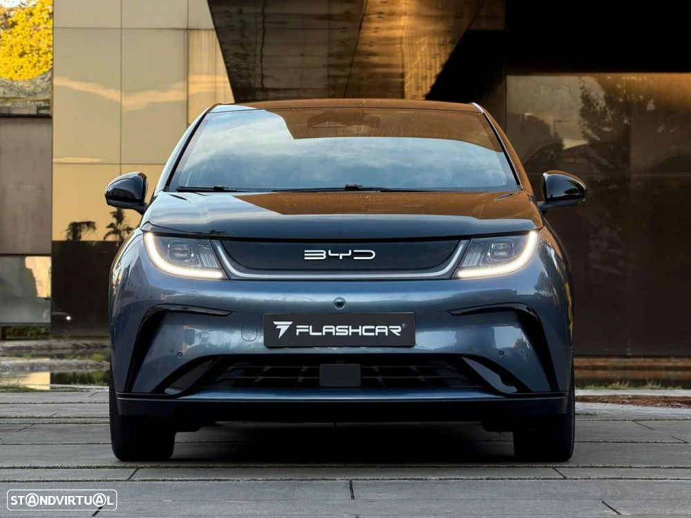 BYD Dolphin 60.4 kWh Design - 28