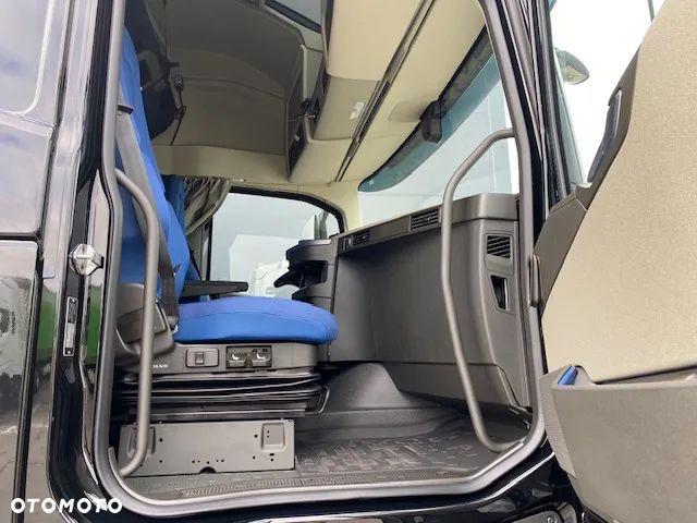Volvo FH 500 AERO 6x2 Pusher i-Shift LED Glob XL - 9
