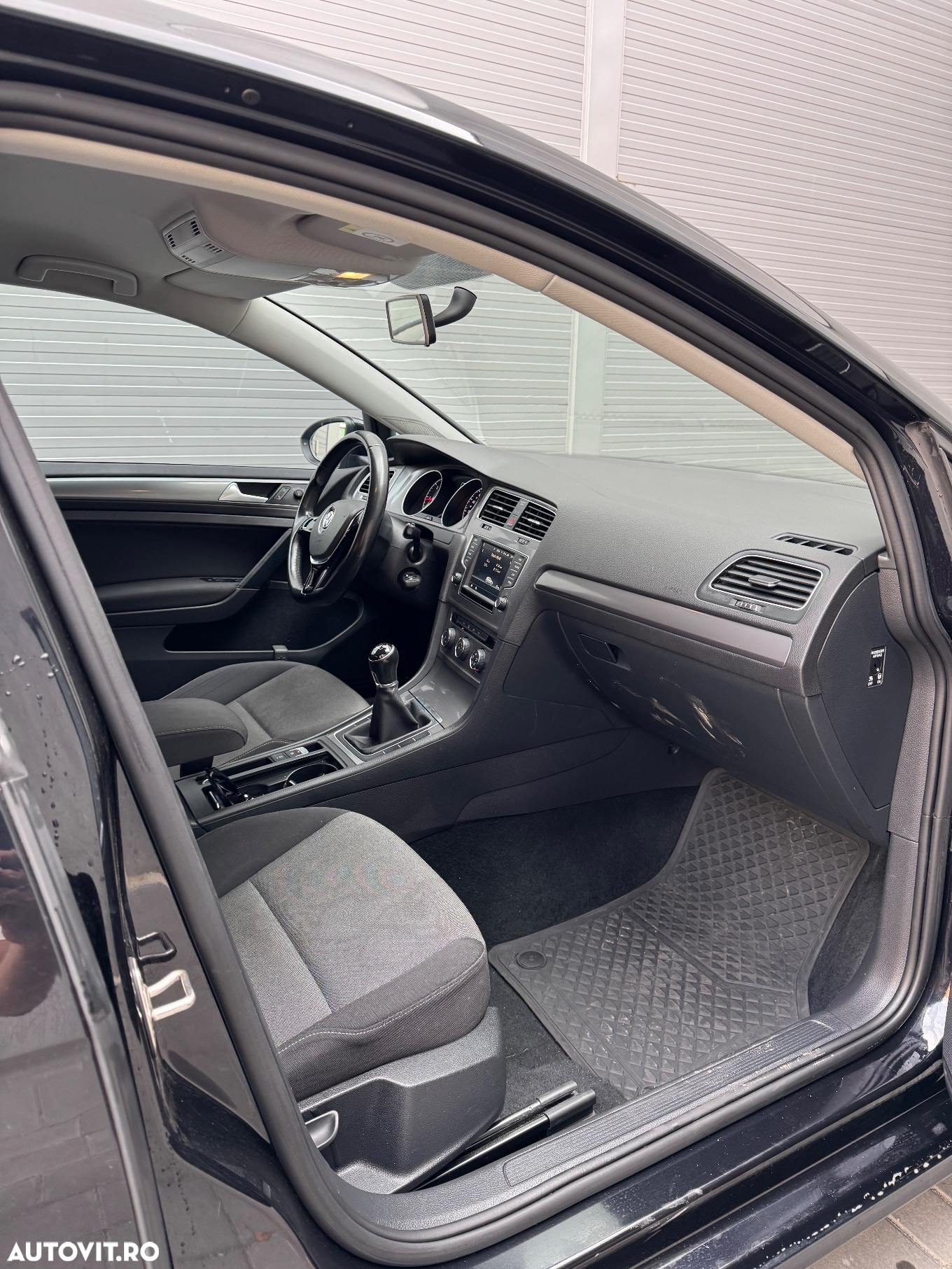 Volkswagen Golf 1.6 TDI (BlueMotion Technology) Comfortline - 8