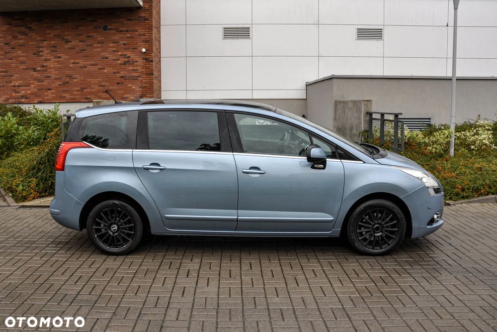 Peugeot 5008 2009 photo 5