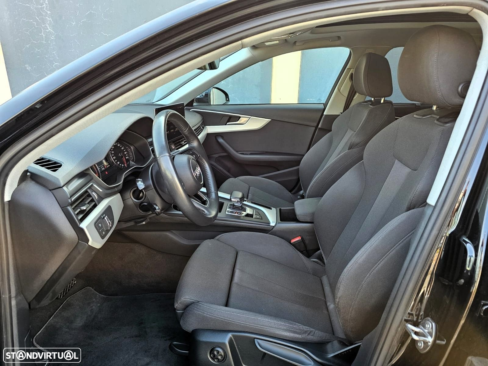 Audi A4 Avant 30 TDI S tronic - 8