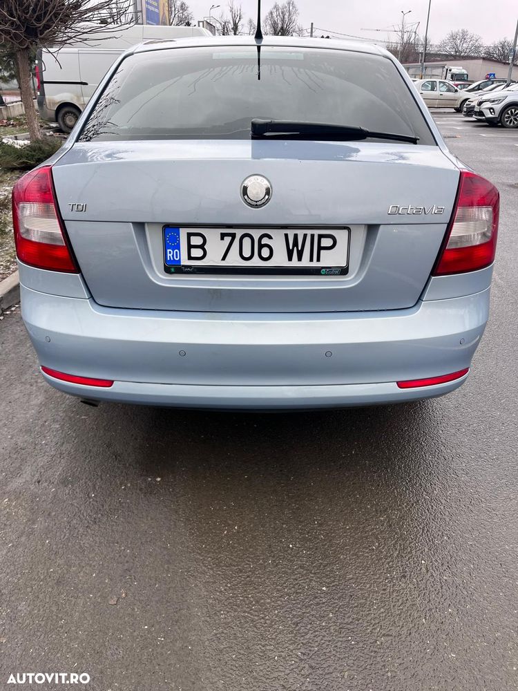 SKODA Octavia 2010 — imagine 3