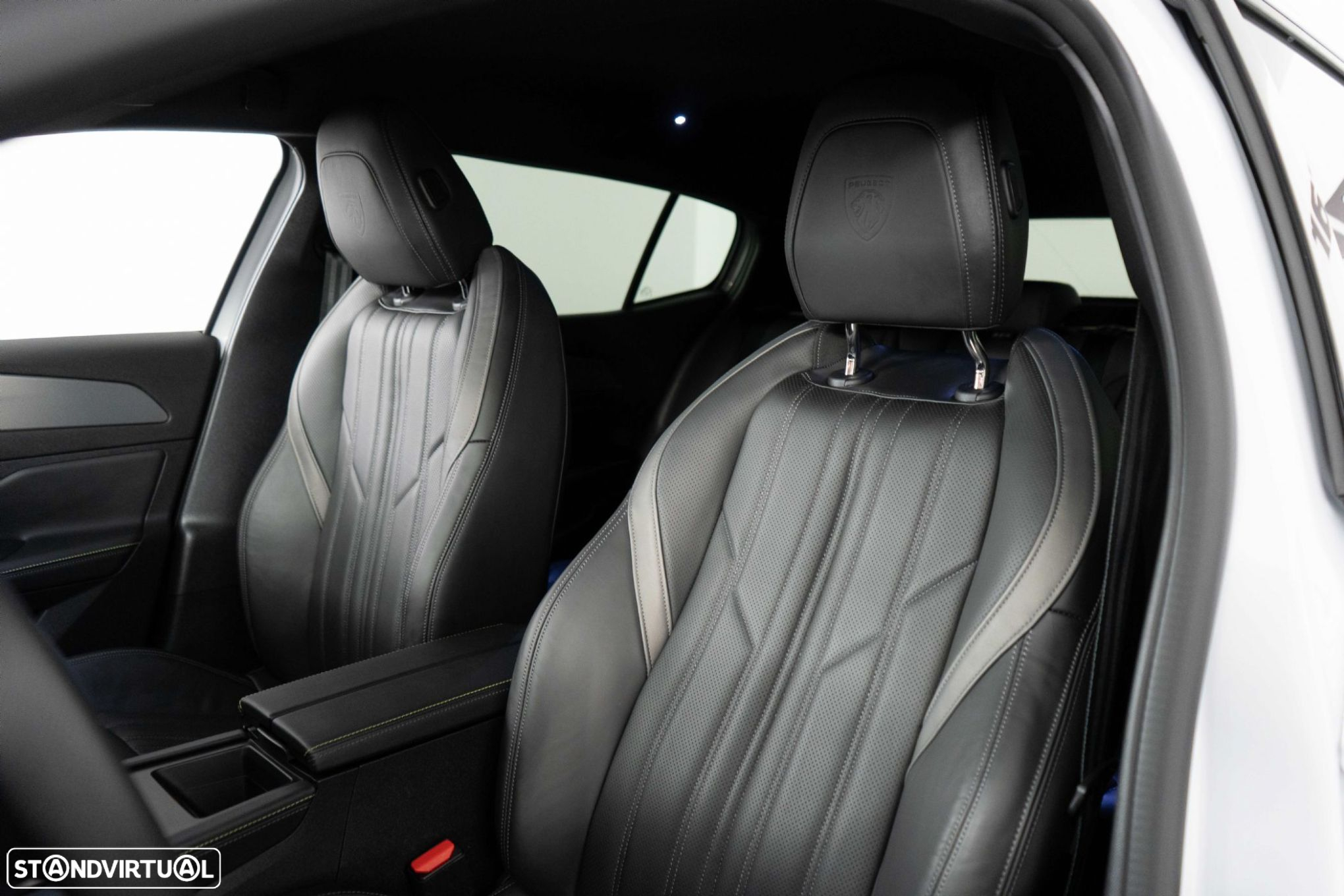 Peugeot 408 1.6 Hybrid GT e-EAT8 - 8