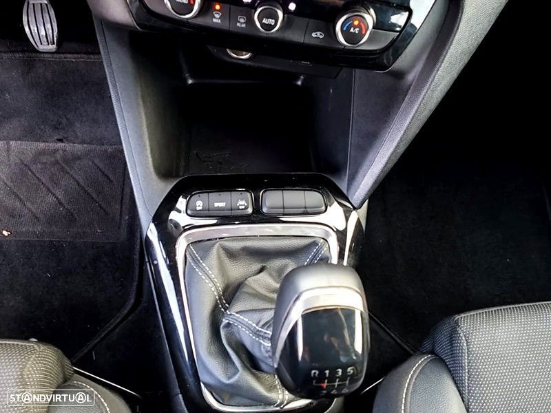 Opel Corsa 1.2 T GS - 15