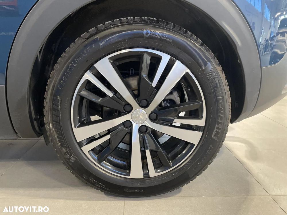 Peugeot 3008 - 13