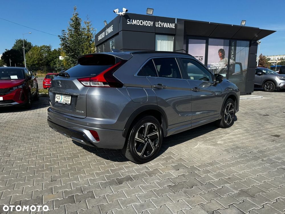 Mitsubishi Eclipse Cross - 8