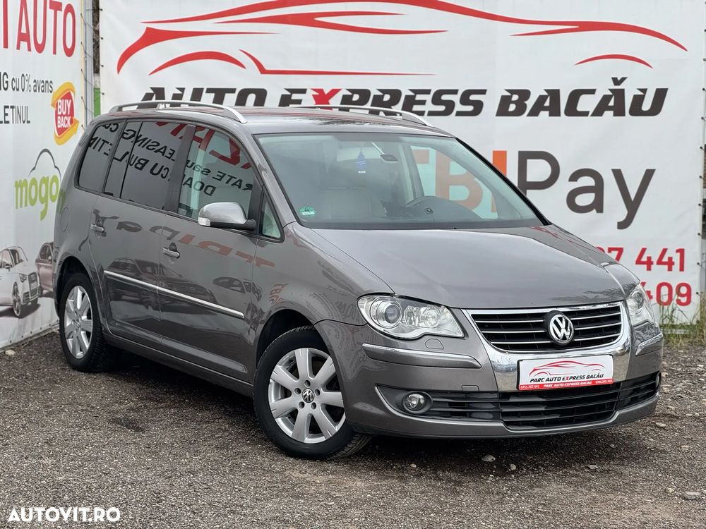 Volkswagen Touran 2.0 TDI DPF DSG Trendline - 2